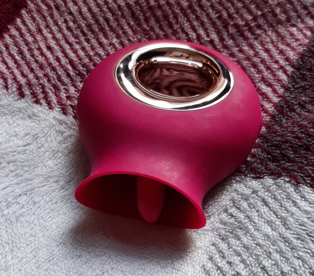 Alvina tongue vibrator for a review of Honey Play Box tongue vibrators