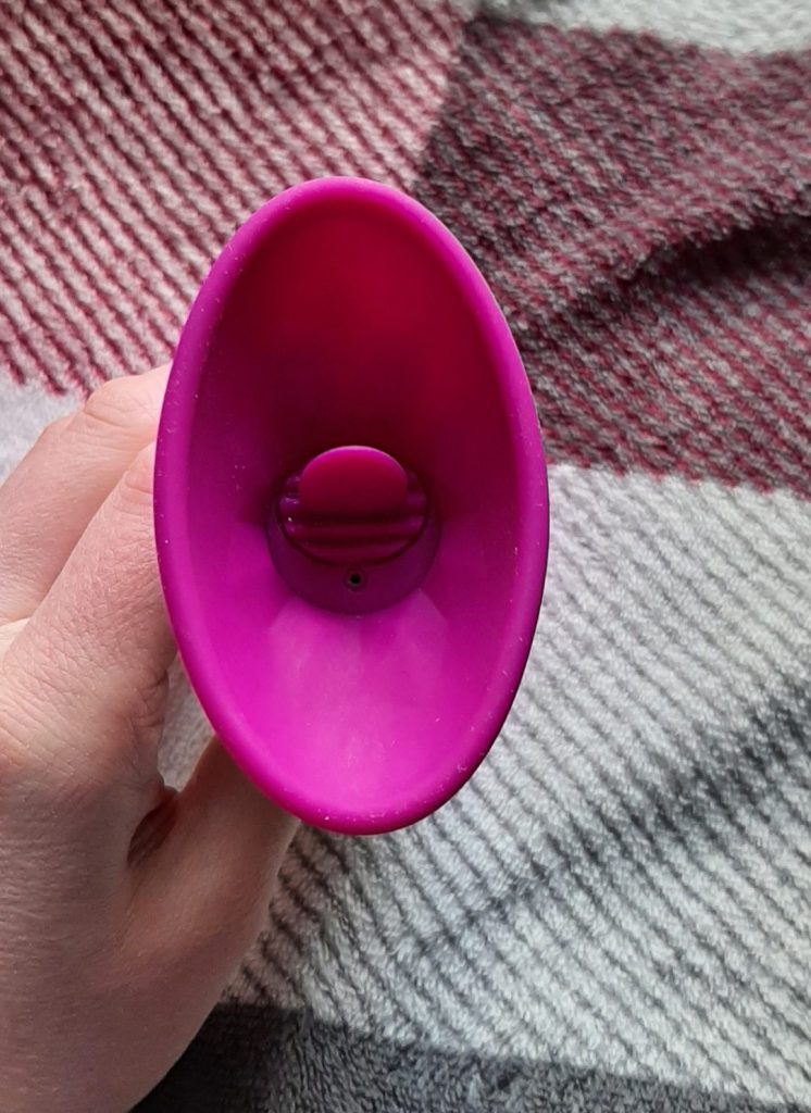 Honey Play Box Seduction clit licking suction vibrator for a review of tongue vibrators