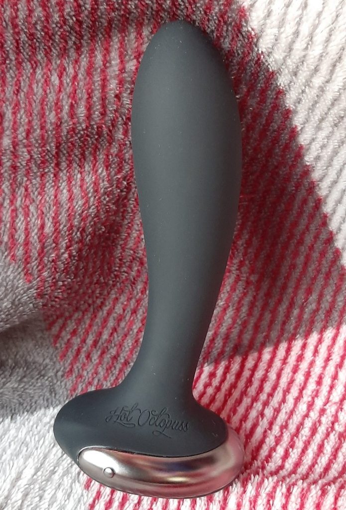 PleX with Flex black silicone butt plug from Hot Octopuss
