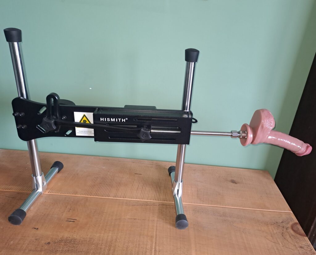 Hismith 4.0 sex machine with dildo attached