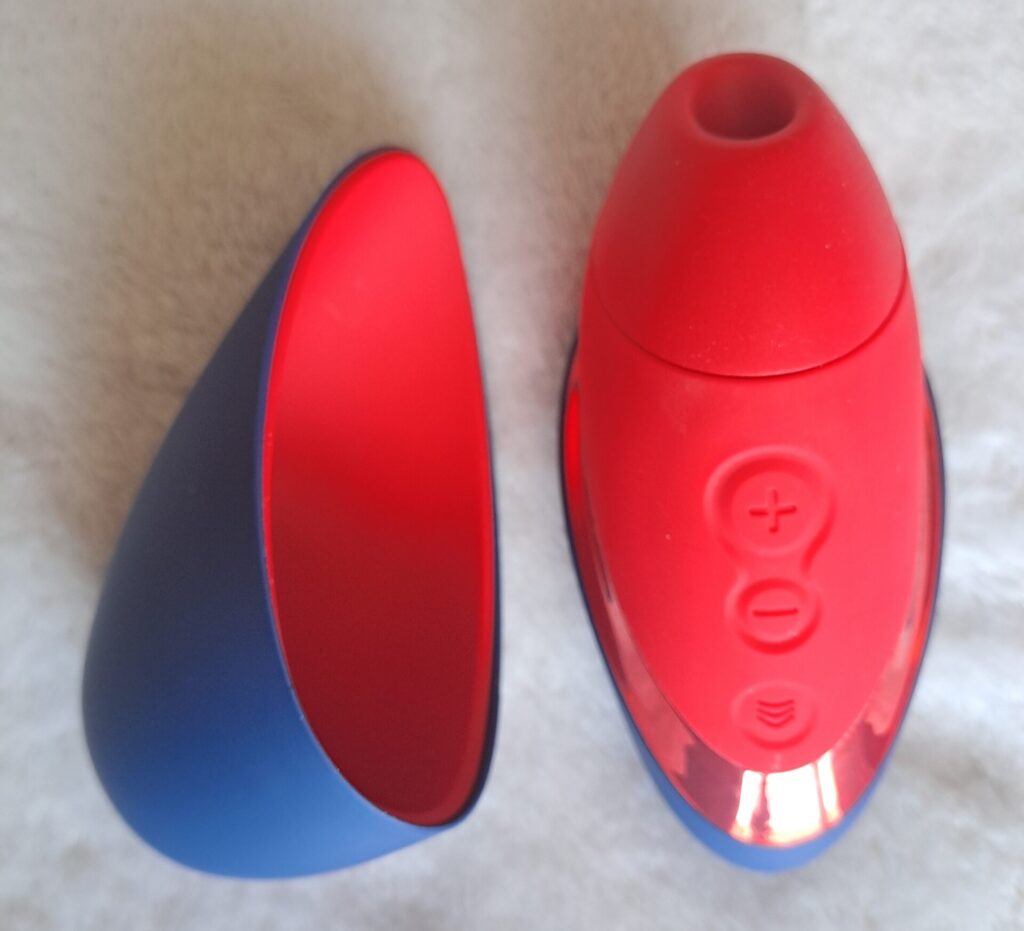 Womanizer Liberty Next with travel case removed