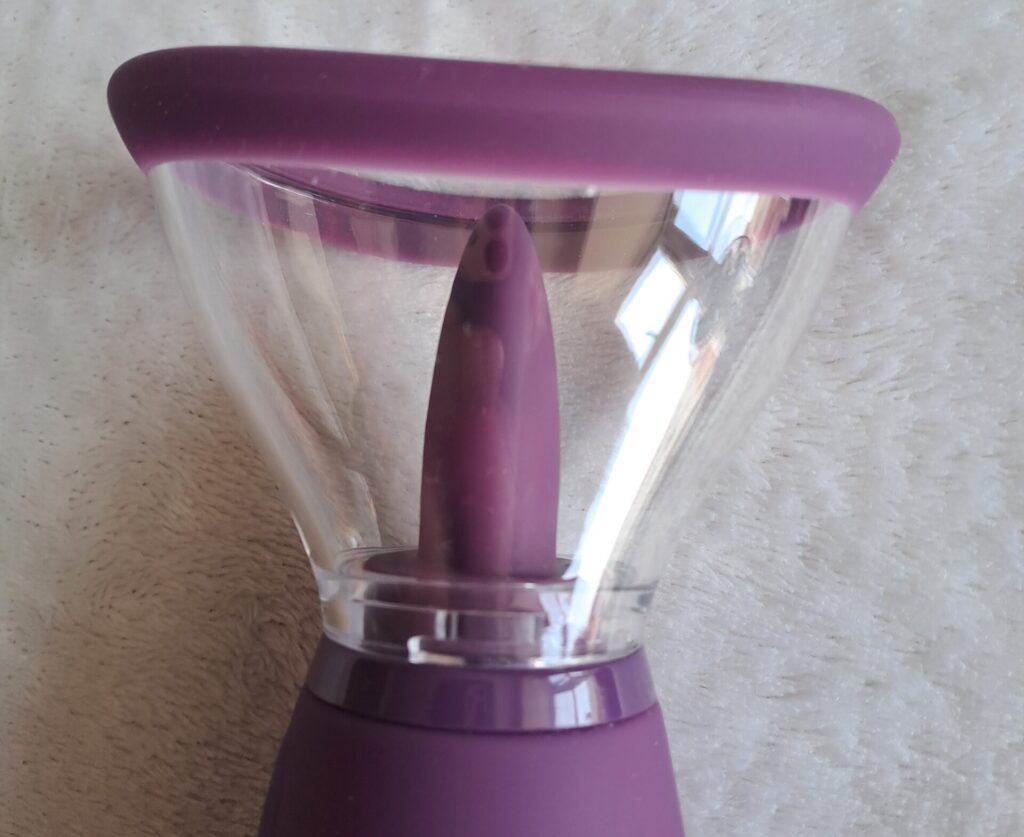 Lovehoney Lick Me pussy pump vibrator, close up view of suction cup